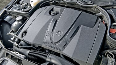 Mercedes C220 CDI engine