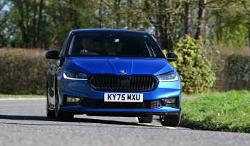 Skoda Fabia 130 long-term test - front tracking 