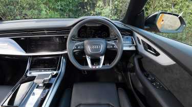 Used Audi Q8 - dash