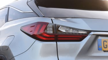 Lexus RX 450h - rear detail