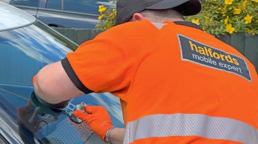 MINI Aceman SE Exclusive Halfords repair
