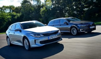 Kia Optima PHEV vs Volkswagen Passat GTE