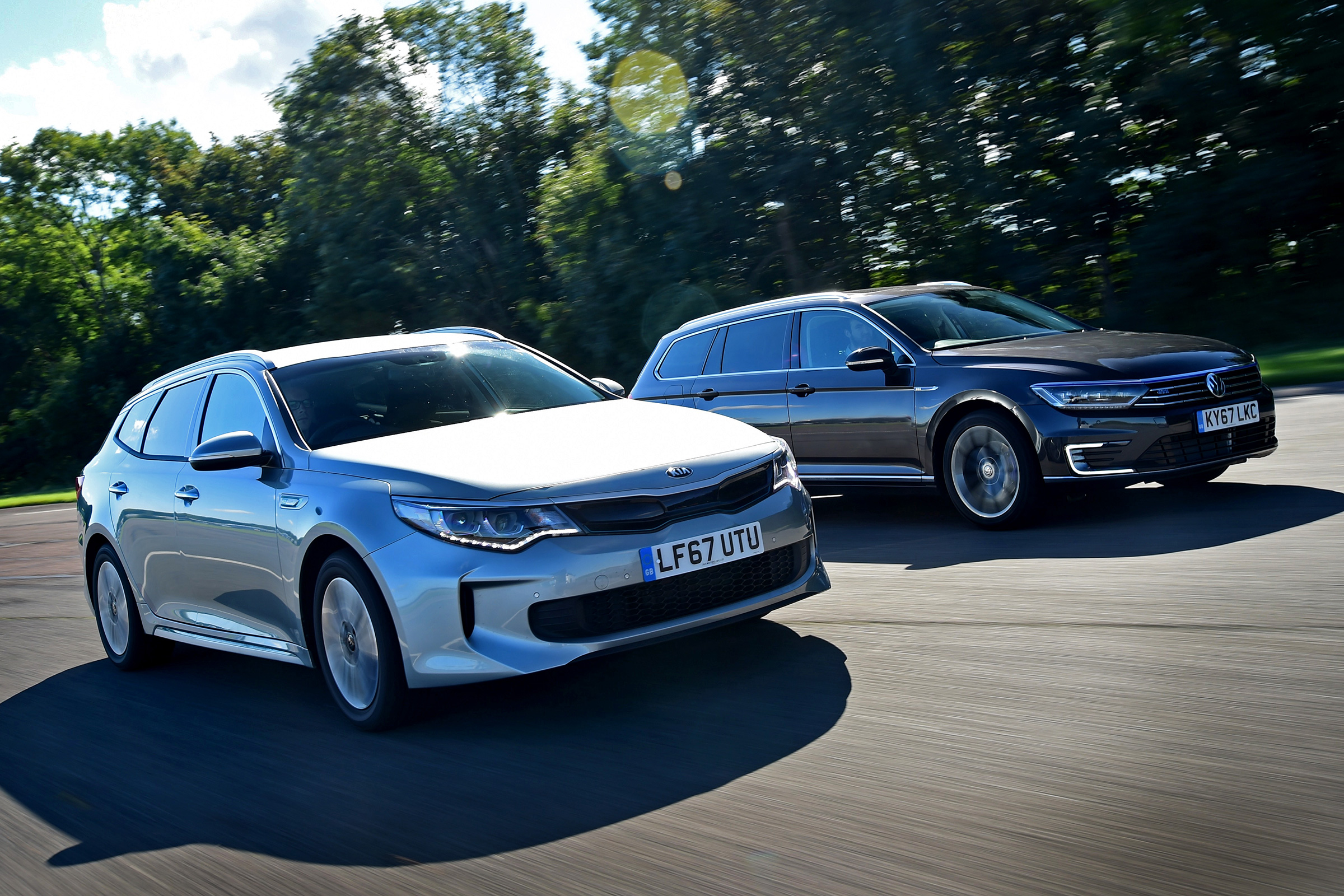 Kia Optima PHEV vs VW Passat GTE  Auto Express
