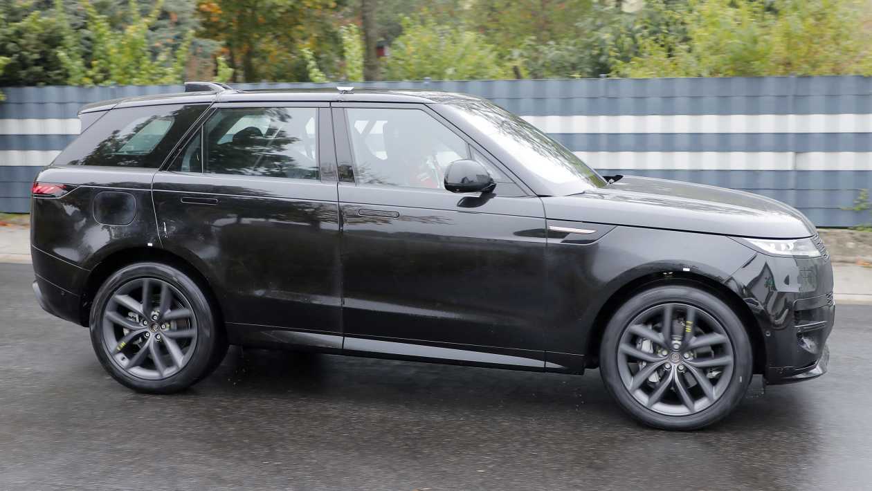Range-Rover-Sport-EV-side-profile_nytrt3.jpg