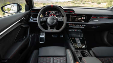 Audi RS 3 - dash