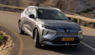 Mitsubishi Eclipse Cross cornering