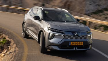 Mitsubishi Eclipse Cross cornering