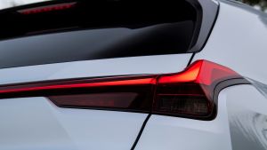 Lexus%20UX%20250%20h%20review-5.jpg