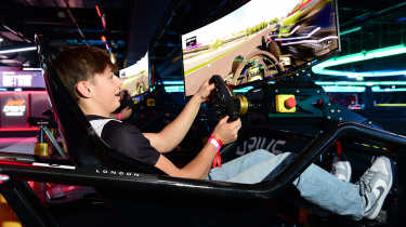 F1 Drive 6