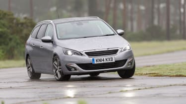 Peugeot 308 Sw Uk Road Test Pictures Auto Express