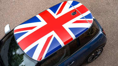 MINI Cooper Oxford Edition - roof