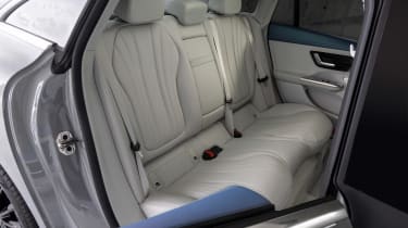 Mercedes EQE - seats