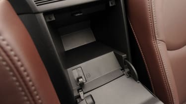 Mazda MX-5 ski-hatch detail