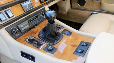 Jaguar XJS - gear stick