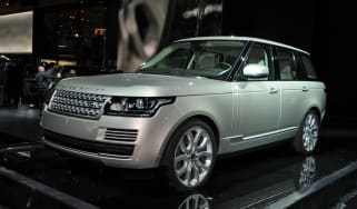 Range Rover 4.4 SDV8 front tracking