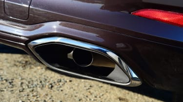 Ford Focus Vignale Estate - exhausts