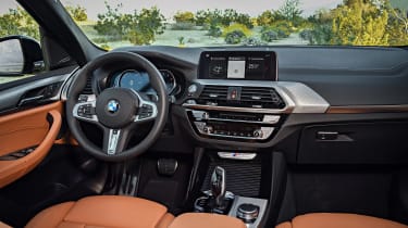 BMW X3 - dash