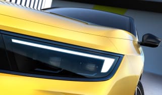 Vauxhall Astra teaser 1