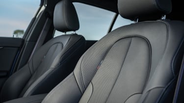 BMW 118i - seats