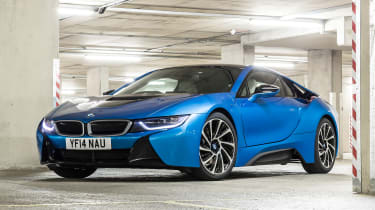 Used BMW i8 - front 