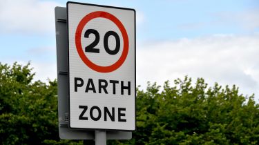 Welsh 20mph zone road sign