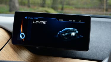 BMW i3 - info screen