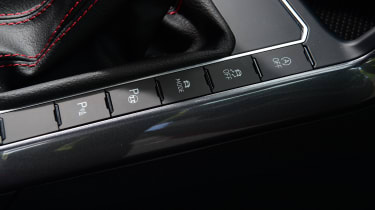 Fiesta ST vs Polo GTI vs i20 N - Volkswagen Polo drive mode controls