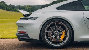 Porsche 911 GT3 Touring Package - rear wheel