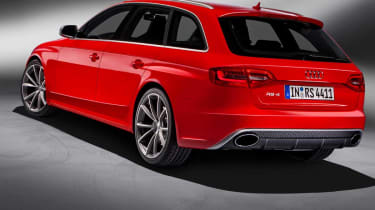 Audi RS4 Avant rear tracking