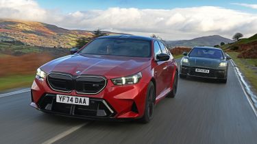 BMW M5 and Porsche Panamera Turbo E-Hybrid - front tracking