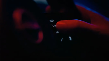 Nissan Qashqai facelift teaser image of the buttons