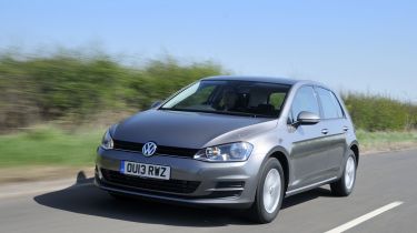 Volkswagen Golf S 1.2 TSI front action