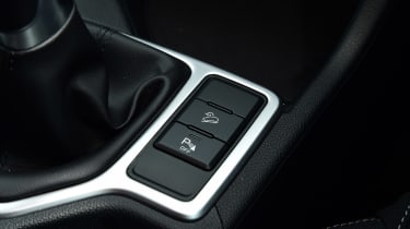 Kia Sportage - interior detail