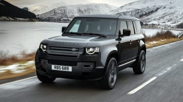 Land Rover Defender - front tracking