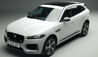 Jaguar F-Pace 300 Sport - front