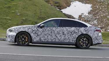 Mercedes-AMG C 63 Electric - side profile