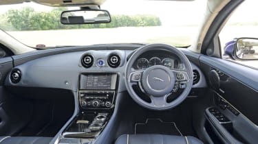 Jaguar XJ interior