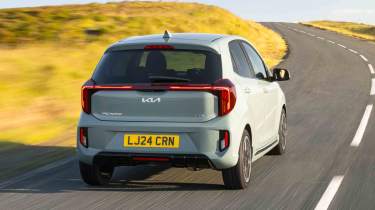 Kia Picanto - rear tracking