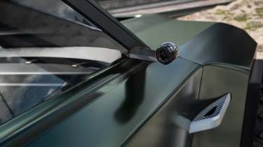 Aston Martin Dreadnought - wing-camera