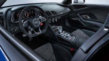 Audi R8 - dash