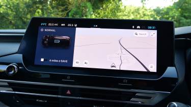 Citroen C5 X - infotainment screen