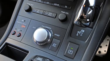 Lexus CT 200h detail