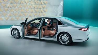 Mercedes-Maybach S-Class - doors open