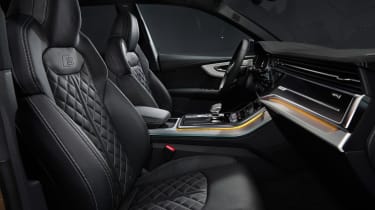 Audi Q8 facelift - front seats