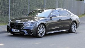 Mercedes%20S-Class%20spyshots-3.jpg