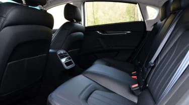 Maserati Quattroporte 2014 seats