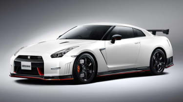 Nissan GT-R Nismo front