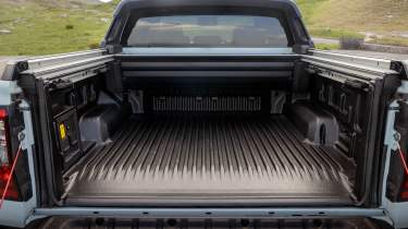 Ford Ranger PHEV - bed