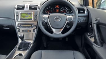 Toyota Avensis Tourer interior