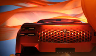 Toyota Century - grill